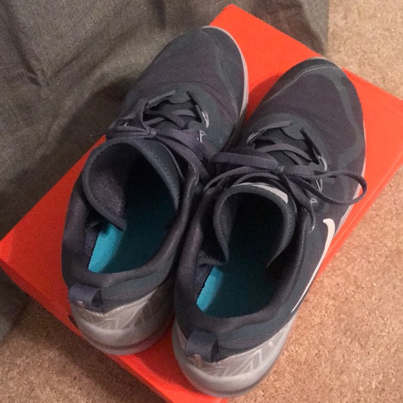 Nike Air Max - Picture 4 of 6